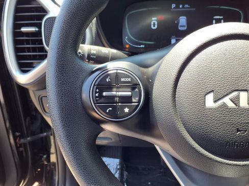 Certified 2023 Kia Soul LX w/ Option Group 015 FWD image 14