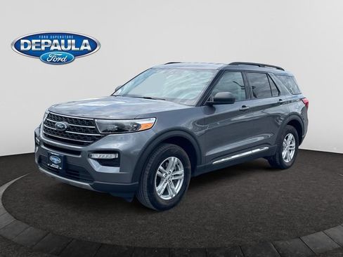 Certified 2023 Ford Explorer XLT w/ Equipment Group 202A AWD/4WD image 1