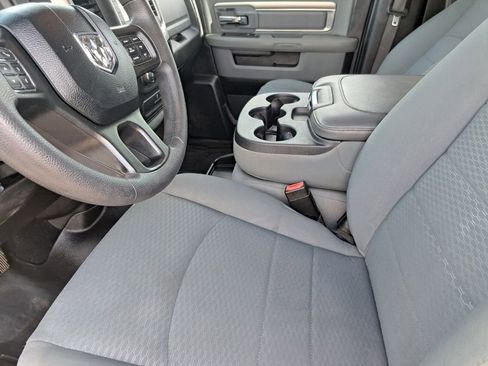 Used 2019 RAM 1500 Classic SLT image 26