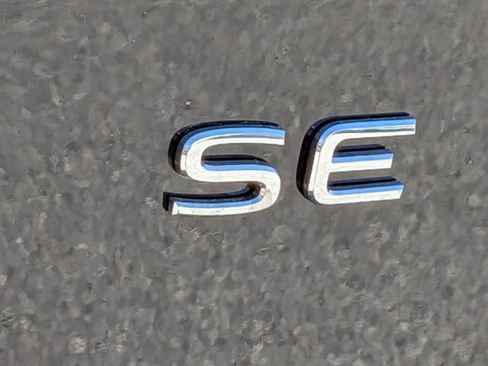 New 2026 Volkswagen Atlas Peak Edition image 9