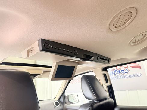 Used 2010 Mercury Mountaineer Premier image 53