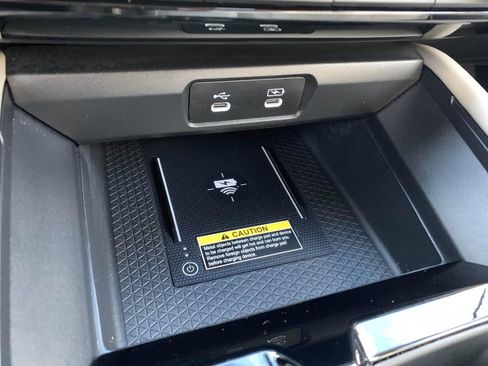 Used 2023 Honda Accord Touring image 27