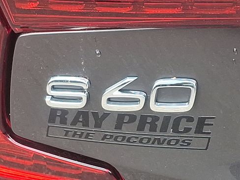 Certified 2024 Volvo S60 B5 Plus image 29