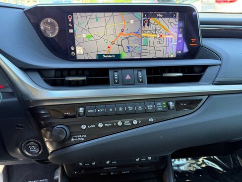 Used 2020 Lexus ES 350 w/ Premium Package FWD image 12