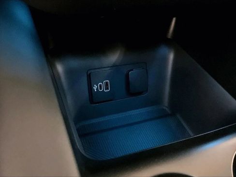 New 2026 Ford Explorer ST-Line w/ ST-Line Street Pack image 32