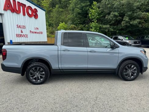 Used 2023 Honda Ridgeline Sport image 8