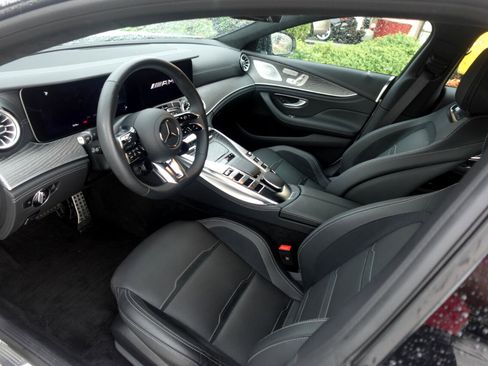 Used 2024 Mercedes-Benz AMG GT 43 image 8