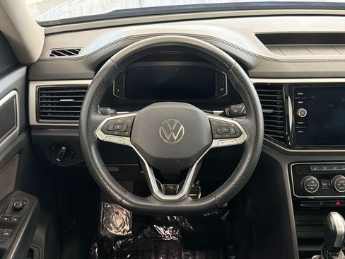 Used 2023 Volkswagen Atlas SEL R-Line AWD/4WD image 28