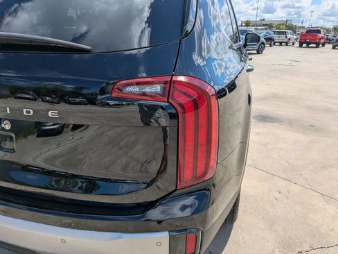 Used 2024 Kia Telluride S FWD image 11