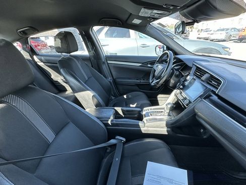Used 2021 Honda Civic Sport image 4
