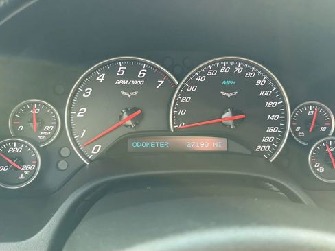 Used 2005 Chevrolet Corvette Coupe w/ Preferred Equipment Group image 12