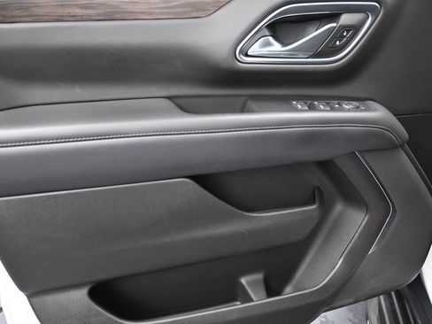 Used 2021 Chevrolet Tahoe LS image 11