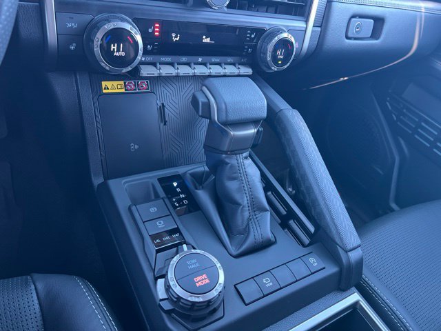 Used 2026 Toyota 4Runner Limited AWD/4WD image 21