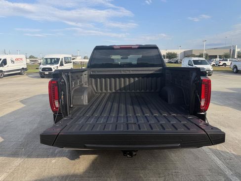 Used 2024 GMC Sierra 1500 SLT RWD image 3