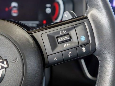 New 2024 Nissan Rogue SL w/ SL Premium Package AWD/4WD image 27