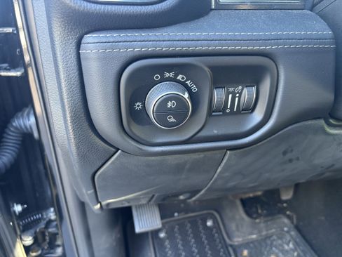 Used 2021 RAM 2500 Limited w/ Safety Group AWD/4WD image 15