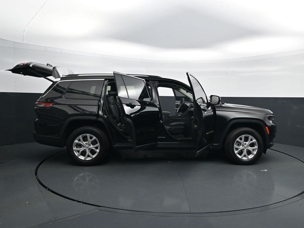Used 2023 Jeep Grand Cherokee L Limited RWD image 45