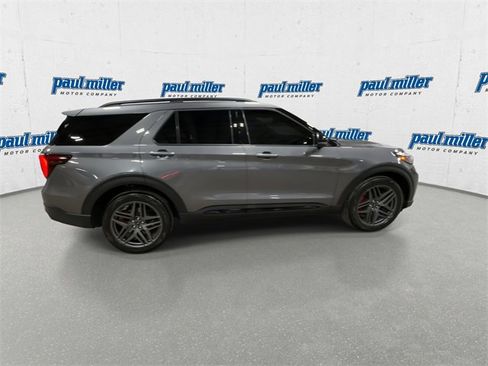 Used 2025 Ford Explorer ST w/ Sun And Sound Package image 12