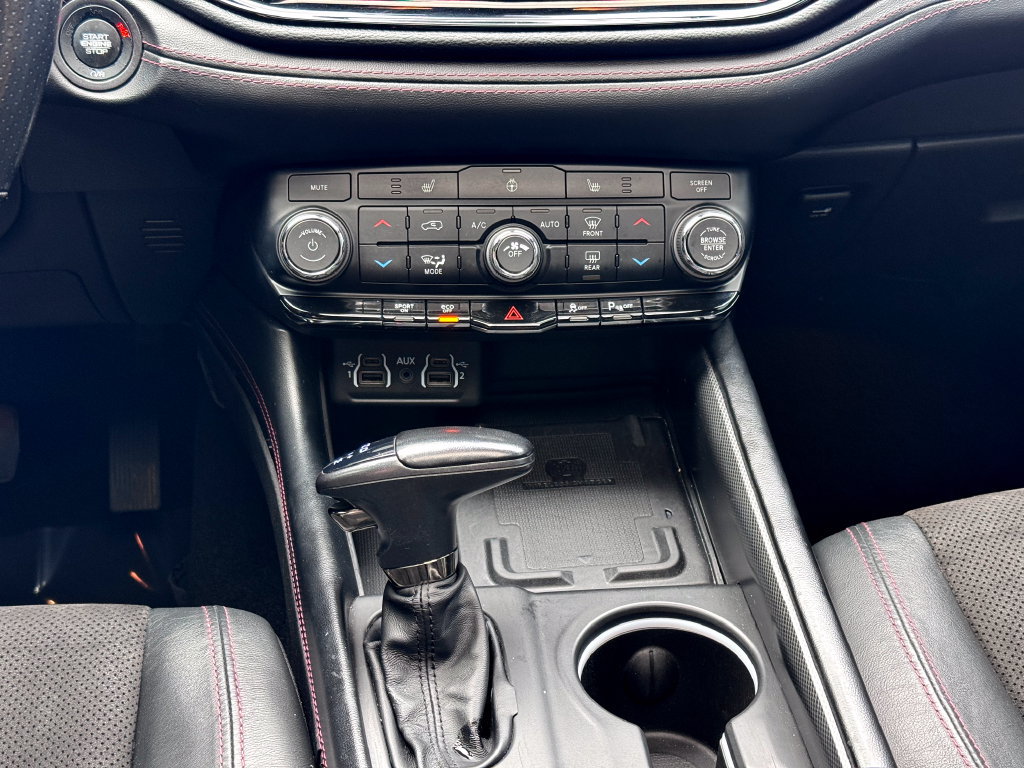 Used 2021 Dodge Durango R/T w/ Blacktop Package AWD/4WD image 30