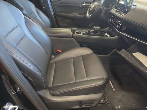 Certified 2023 Nissan Rogue SL w/ SL Premium Package AWD/4WD image 9