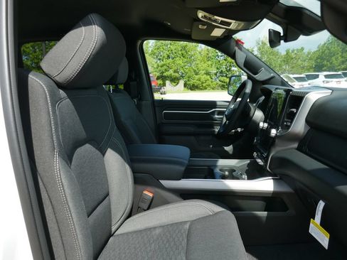 New 2026 RAM 1500 Big Horn AWD/4WD image 10