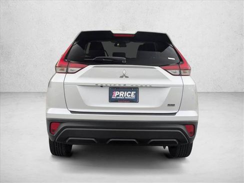 Used 2022 Mitsubishi Eclipse Cross LE AWD/4WD image 7