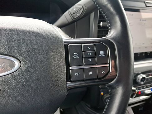 Certified 2025 Ford F450 Platinum AWD/4WD image 21