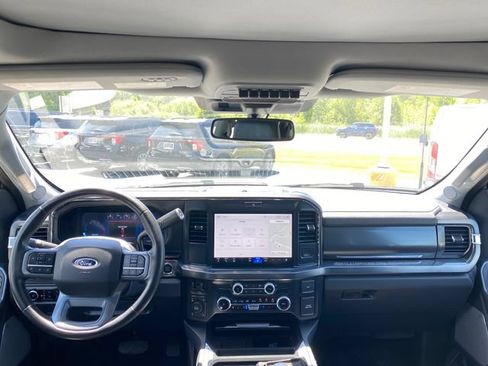 Used 2025 Ford F350 Lariat AWD/4WD image 22
