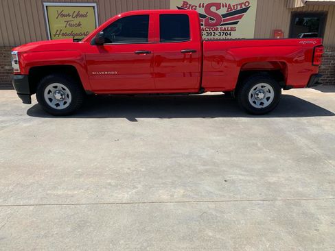 Used 2017 Chevrolet Silverado 1500 W/T AWD/4WD image 5