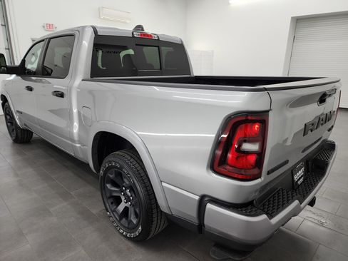 Used 2025 RAM 1500 Big Horn AWD/4WD image 6