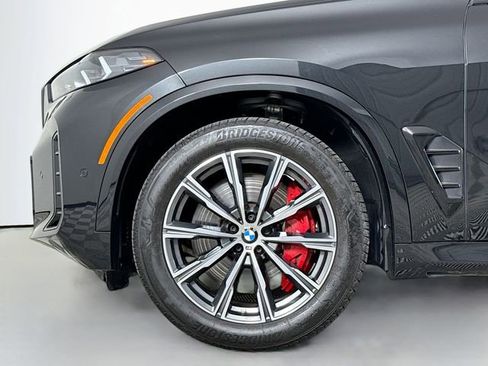 Used 2024 BMW X5 M60i w/ Climate Comfort Package image 35