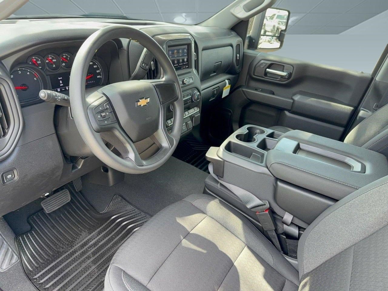 New 2026 Chevrolet Silverado 2500 Custom w/ Custom Value Package AWD/4WD image 4