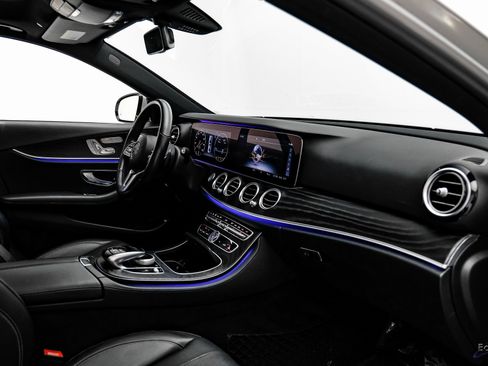 Used 2020 Mercedes-Benz E 350 4MATIC Sedan w/ Parking Assistance Package image 40