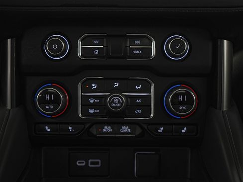 Used 2021 Chevrolet Tahoe Z71 image 19