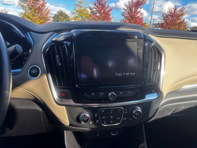 Used 2023 Chevrolet Traverse LT AWD/4WD image 10