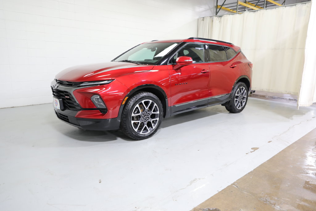 Certified 2023 Chevrolet Blazer RS w/ Enhanced Convenience Package AWD/4WD image 2