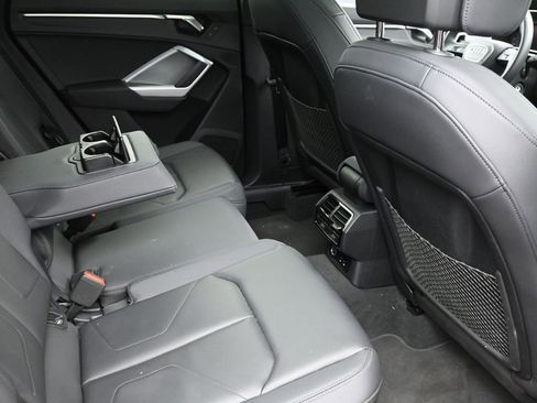 Used 2025 Audi Q3 2.0T Premium image 23