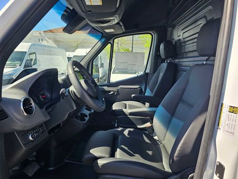 New 2026 Mercedes-Benz Sprinter 2500 image 19