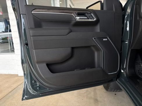 New 2026 Chevrolet Silverado 1500 LTZ w/ Z71 Off-Road Package AWD/4WD image 12