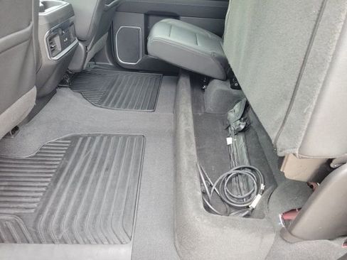 Used 2023 Chevrolet Silverado 1500 LTZ w/ Z71 Off-Road Package AWD/4WD image 32