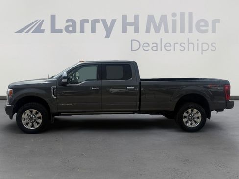 Used 2019 Ford F350 Platinum w/ Platinum Ultimate Package AWD/4WD image 2