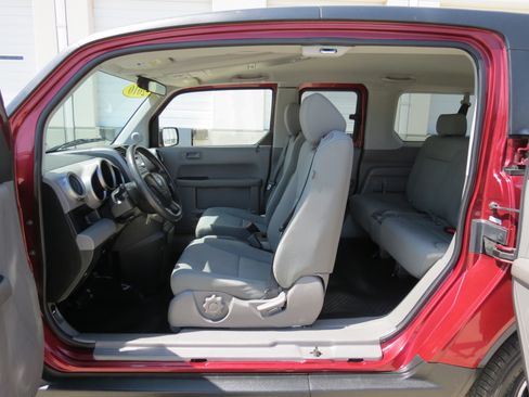 Used 2010 Honda Element EX image 25