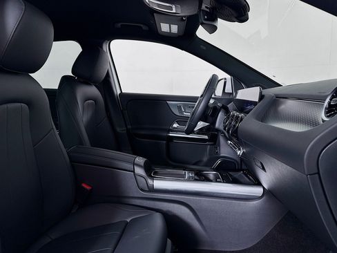 Certified 2026 Mercedes-Benz GLA 250 image 8