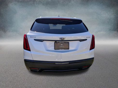 Used 2022 Cadillac XT5 Premium Luxury w/ LPO, ONYX Package image 3