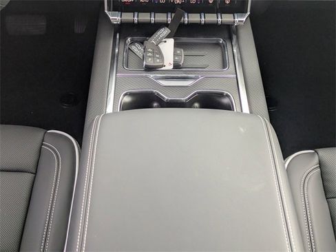 New 2026 GMC Sierra EV Elevation image 19