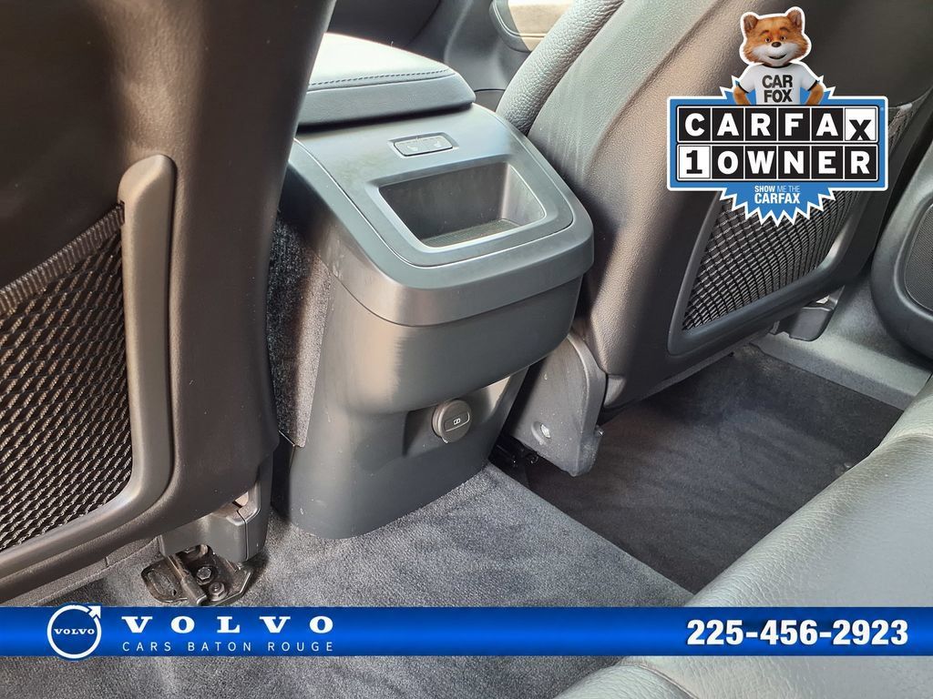 Certified 2023 Volvo XC60 B5 Plus w/ Climate Package AWD/4WD image 23