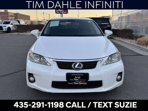 Used 2011 Lexus CT 200h image 4