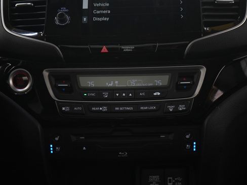 Used 2019 Honda Pilot Elite image 18
