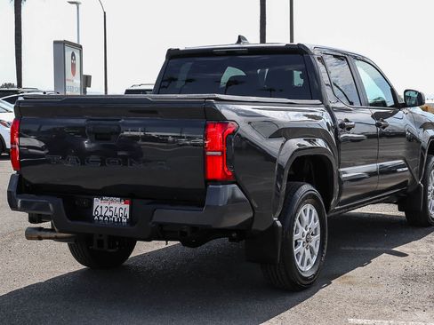 Used 2025 Toyota Tacoma SR5 RWD image 8