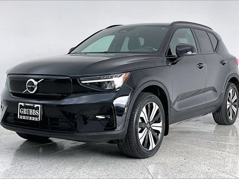 Certified 2023 Volvo XC40 Recharge Plus AWD/4WD image 14